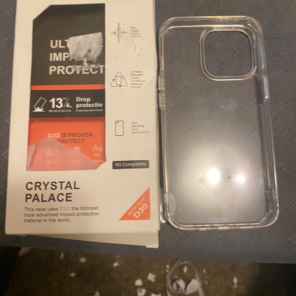 Crystal Palace phone case IP 13 Pro - Picture 2 of 2